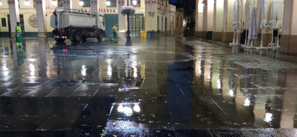 Recogidas más de 142 toneladas de residuos de la fracción de resto en los dos primeros días de las fiestas de San Lorenzo