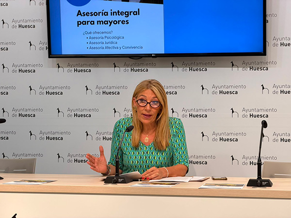El Ayuntamiento de Huesca pone en marcha una Asesoría Integral para Mayores con apoyo psicológico, acompañamiento familiar y orientación jurídica especializada