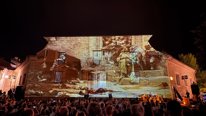 “Huesca, la ciudad de los cuatro nombres” cierra su programación con un gran espectáculo de video-mapping
