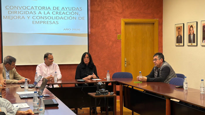 El Ayuntamiento de Huesca presenta en CEOE CEPYME una nueva convocatoria de ayudas para impulsar el tejido empresarial