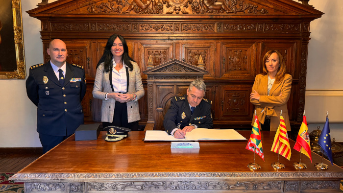 visita jefe superior policia aragon huesca 2025 visita jefe superior policia aragon huesca 2025